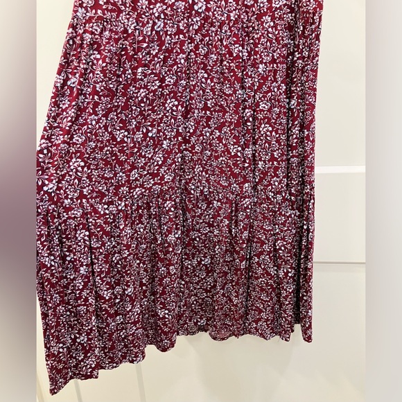 J. Crew Burgundy Floral Tiered Midi Dress Puff Sleeves Pockets Size Small - Picture 7 of 11